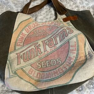 Daisy Funk Farms Graphic Tote Bag - Brown and Cream